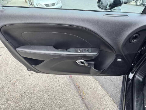 2018 Dodge Challenger SXT Plus