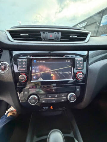 2015 Nissan Rogue SL