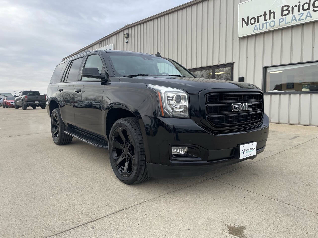 2020 GMC Yukon SLT's photo