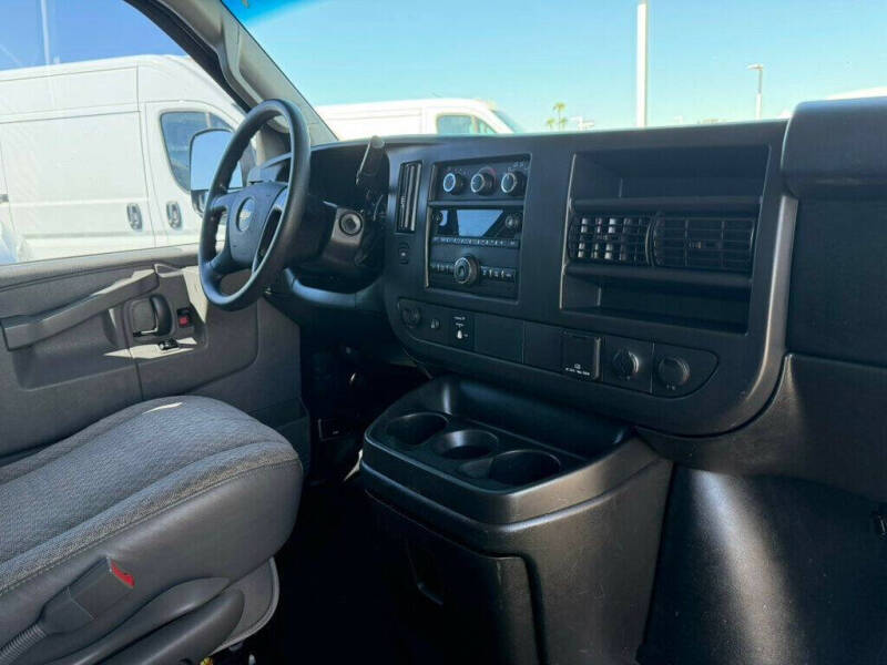 2016 Chevrolet Express 2500