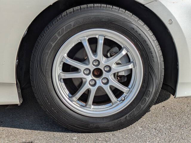 2020 Toyota Prius LE