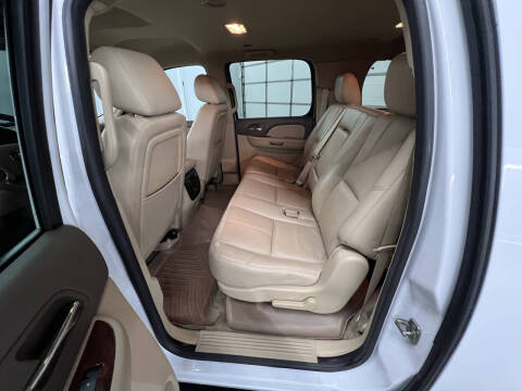 2012 Chevrolet Suburban LT