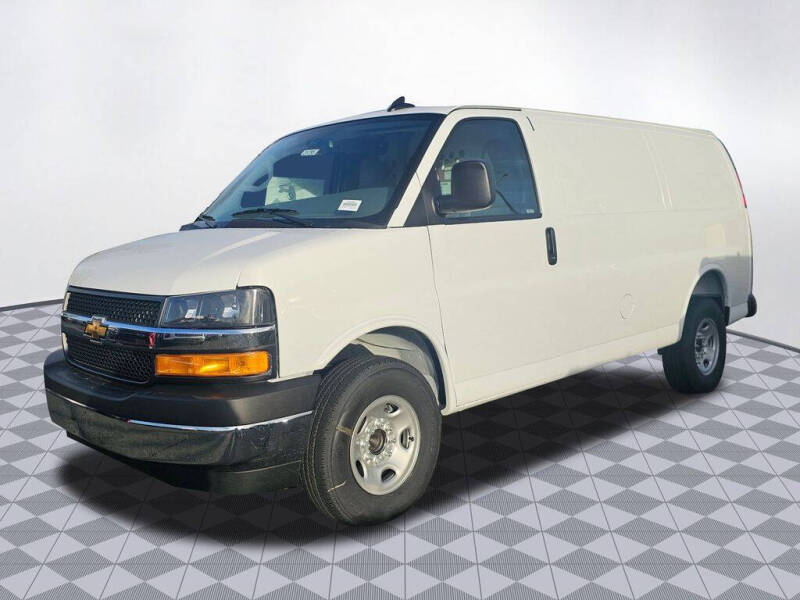 2025 Chevrolet Express 2500