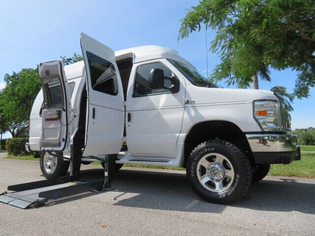 2010 Ford E-Series E-350 SD