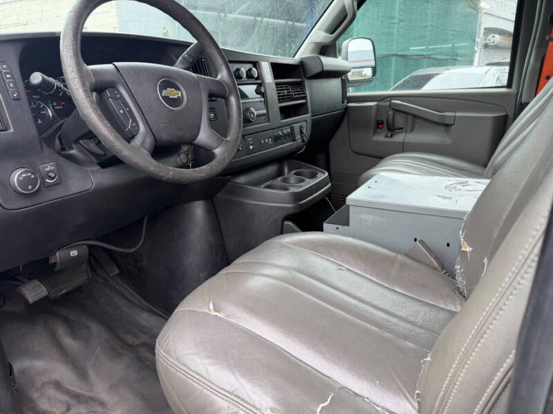 2018 Chevrolet Express 2500