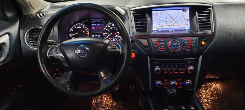 2014 Nissan Pathfinder Platinum