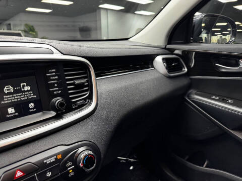 2020 Kia Sorento LX V6