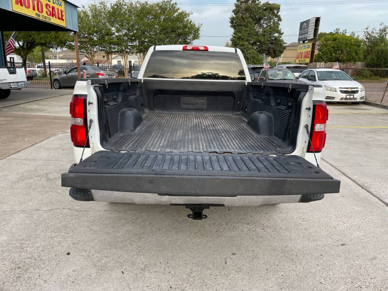 2017 GMC Sierra 1500 Base photo 8