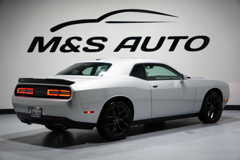 2019 Dodge Challenger SXT