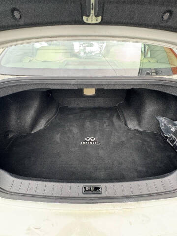 2011 Infiniti G37 Sedan x