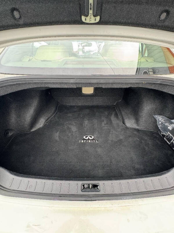 2011 Infiniti G37 Sedan x