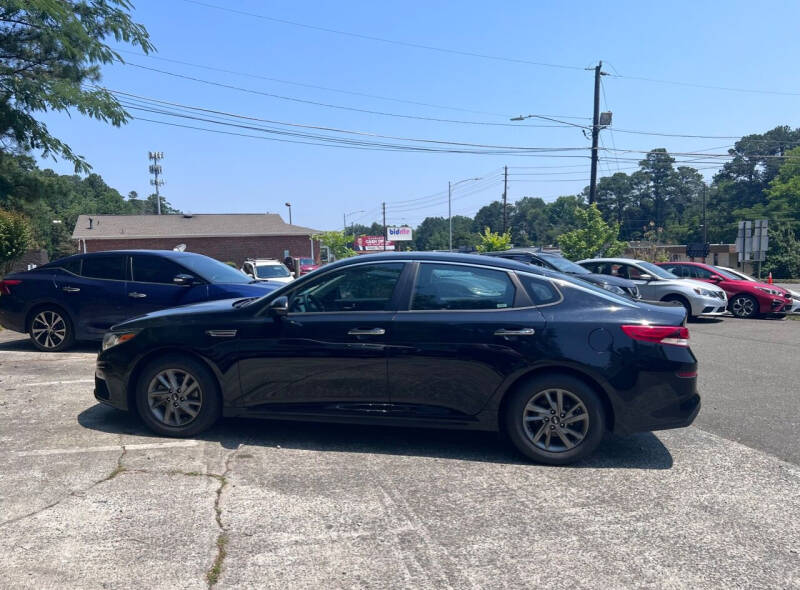 2020 Kia Optima LX photo 5