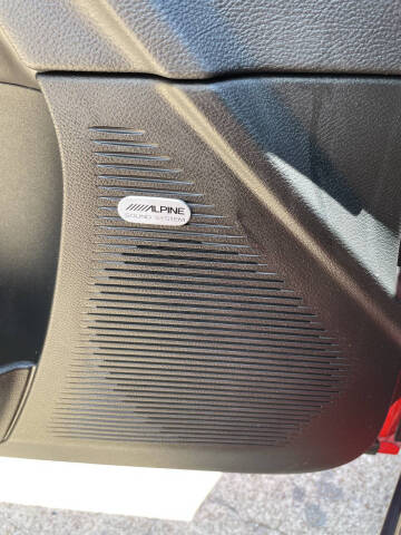 2018 Dodge Challenger SXT Plus