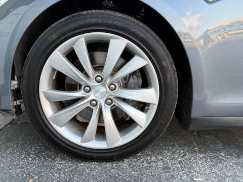 2014 Tesla Model S P85