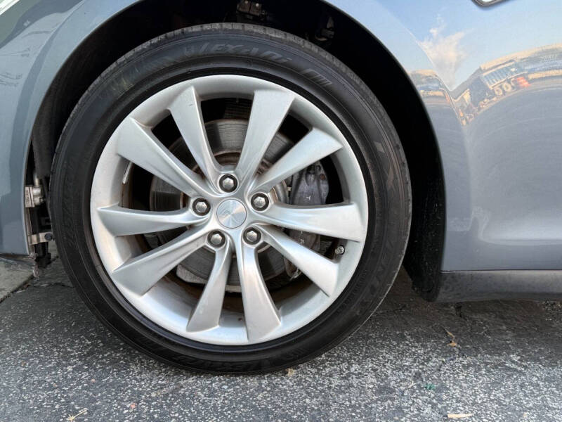 2014 Tesla Model S P85