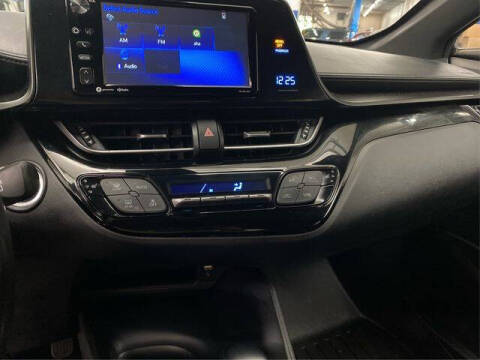 2018 Toyota C-HR XLE Premium