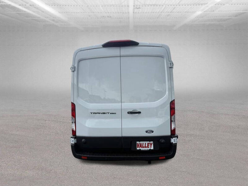 2026 Ford Transit 250