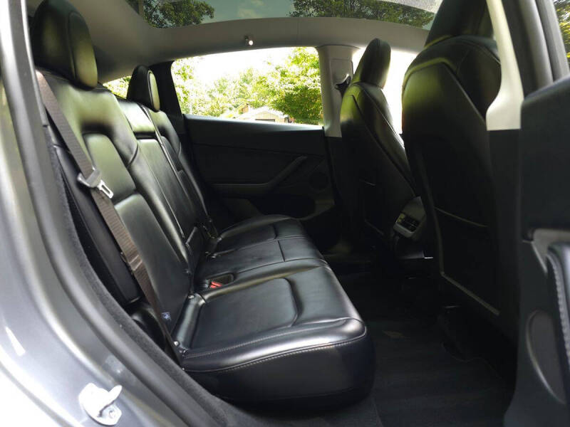 2025 Tesla Model Y Long Range