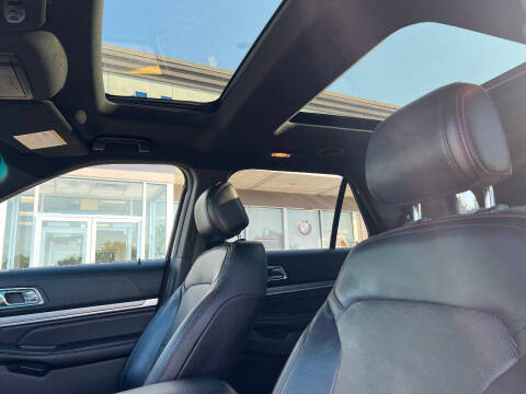 2016 Ford Explorer Sport