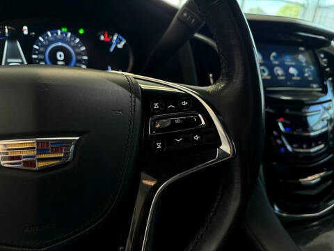 2019 Cadillac Escalade Platinum