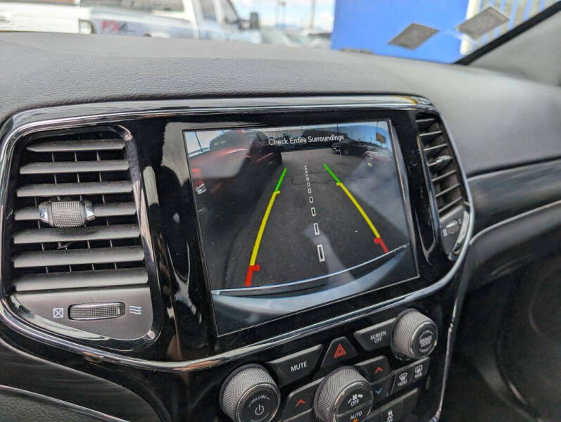 2020 Jeep Grand Cherokee