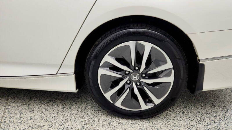 2019 Honda Accord Hybrid Touring