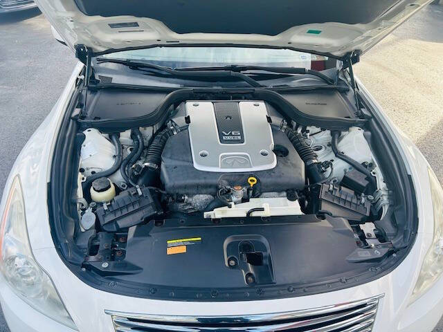 2009 Infiniti G37 Coupe x