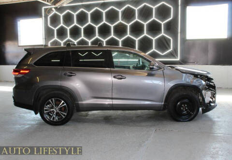 2018 Toyota Highlander LE