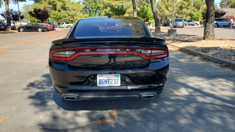 2016 Dodge Charger SXT