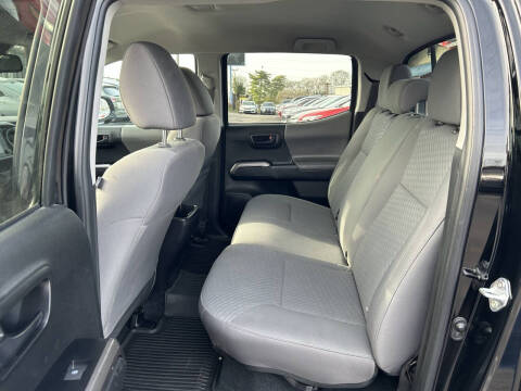 2023 Toyota Tacoma SR5 V6