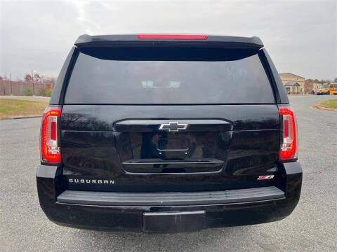 2018 Chevrolet Suburban LT