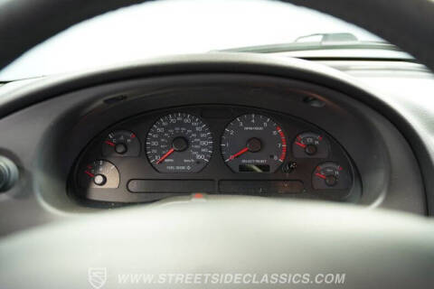 2004 Ford Mustang GT Deluxe