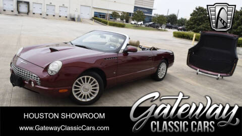 2004 Ford Thunderbird Deluxe