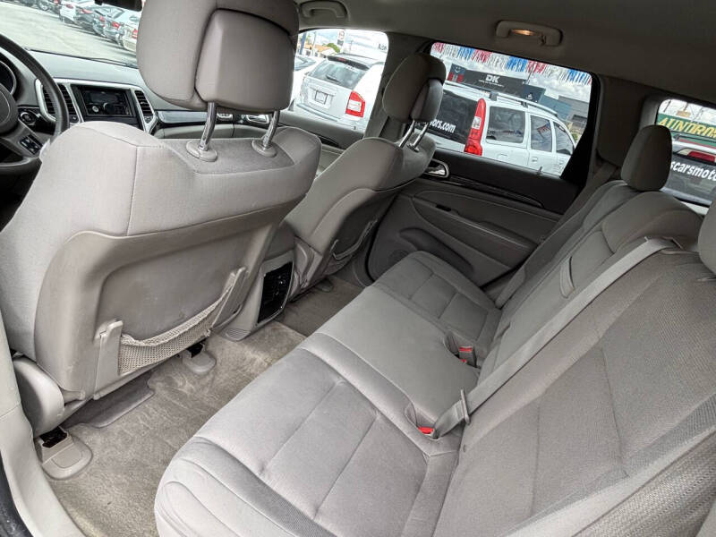 2012 Jeep Grand Cherokee Laredo