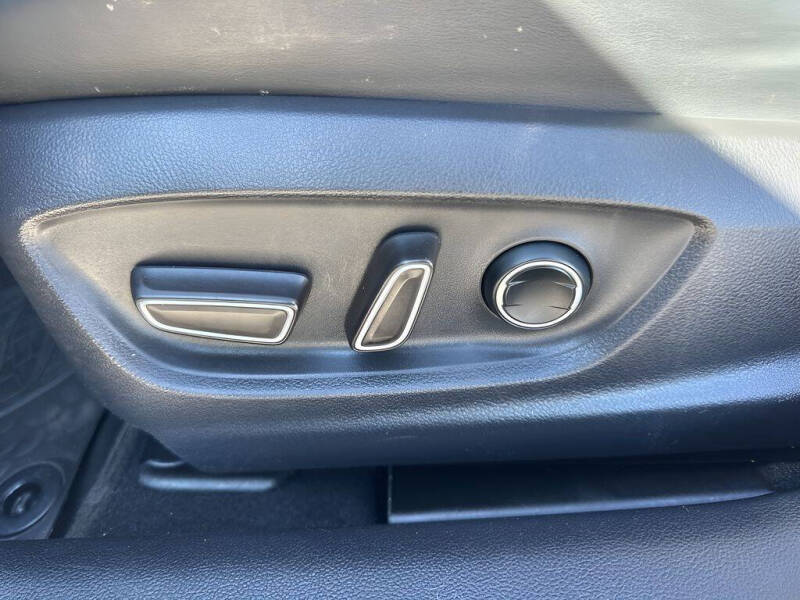 2018 Toyota Prius Four