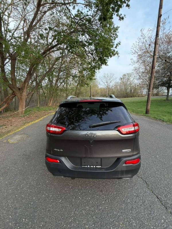 2017 Jeep Cherokee Latitude