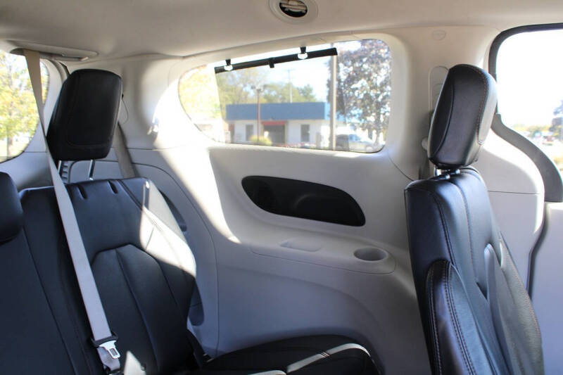 2018 Chrysler Pacifica Touring L Plus