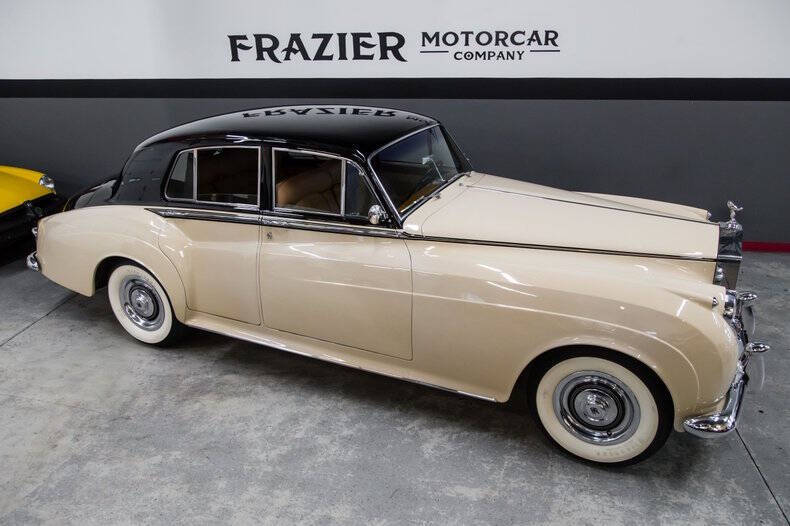 1961 Rolls-Royce SILVER CLOUD LWB