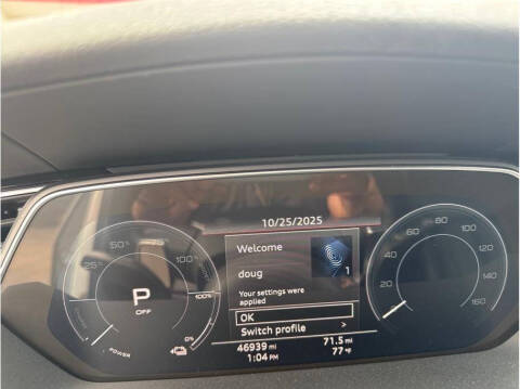 2019 Audi e-tron quattro Prestige