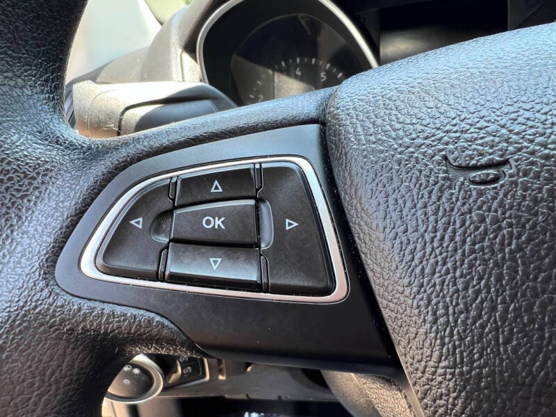 2017 Ford Focus S