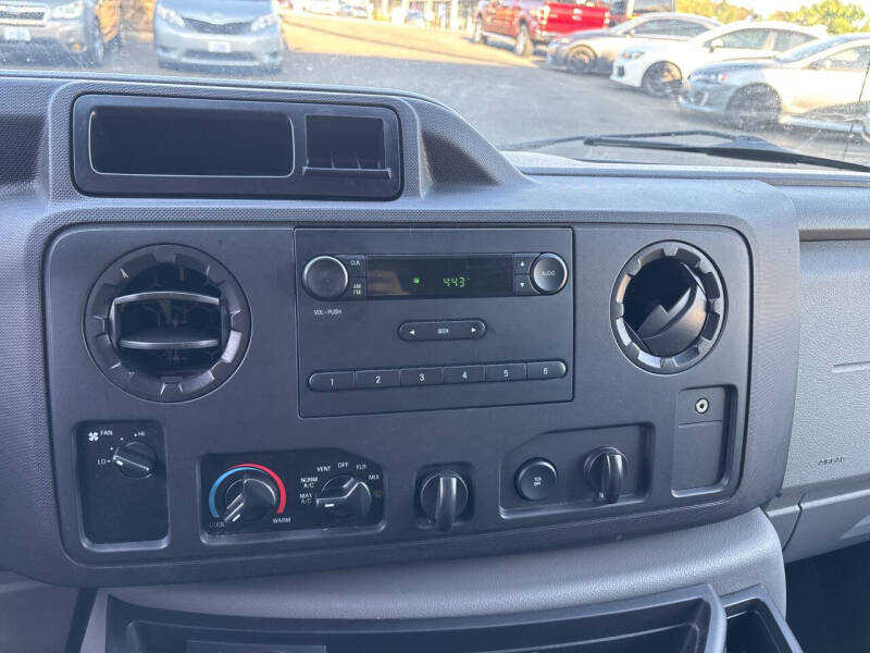 2013 Ford E-Series E-250