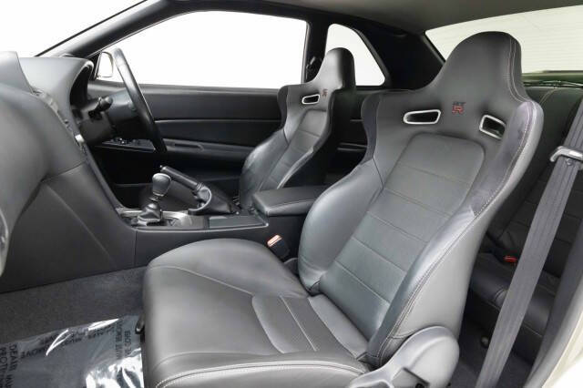 2002 Nissan GT-R
