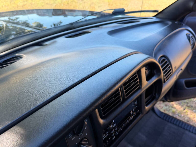 2002 Dodge Ram 2500 SLT Plus