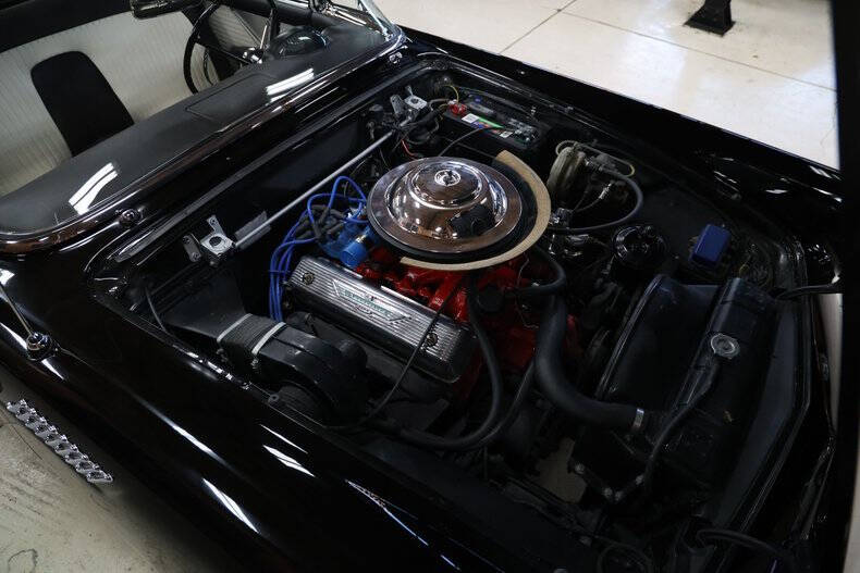 1956 Ford Thunderbird