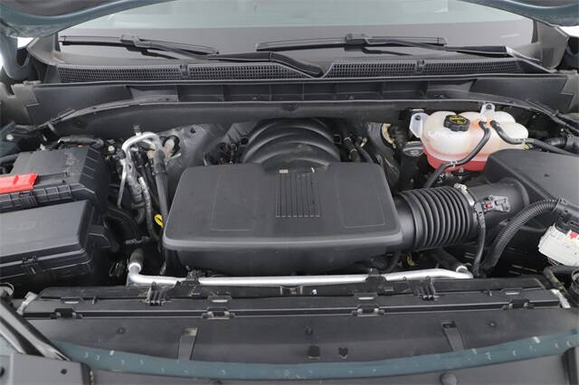 2025 GMC Yukon XL AT4