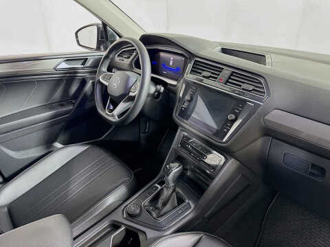 2023 Volkswagen Tiguan SE 4Motion