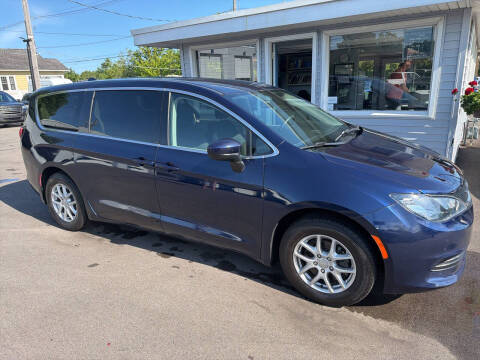 2017 Chrysler Pacifica Touring