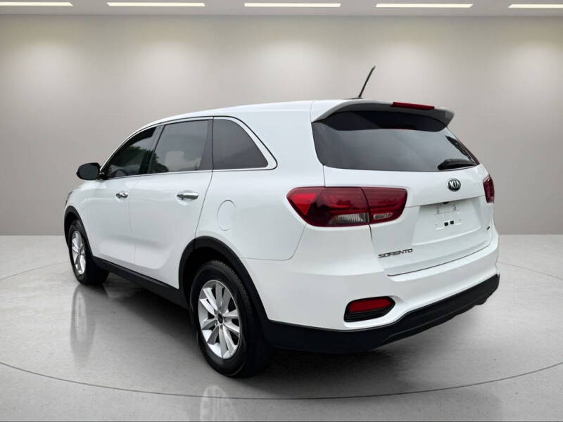 2019 Kia Sorento LX