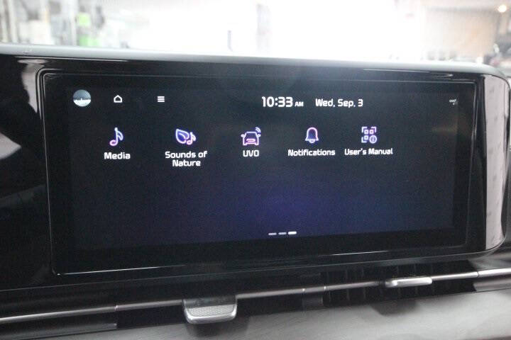 2022 Kia Carnival SX