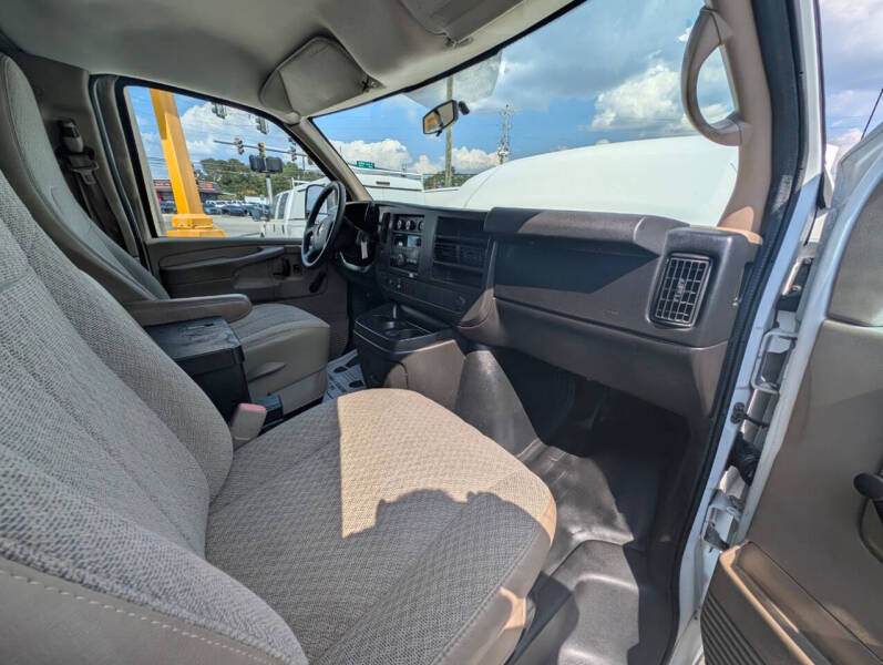 2011 Chevrolet Express 2500